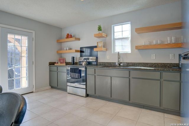 854 Fillmore, San Antonio, TX 78245