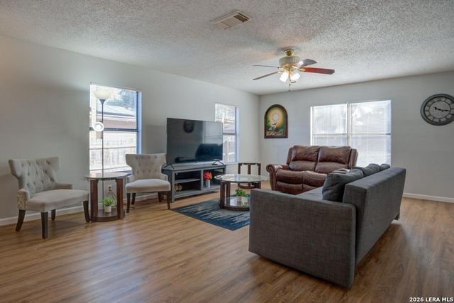 854 Fillmore, San Antonio, TX 78245