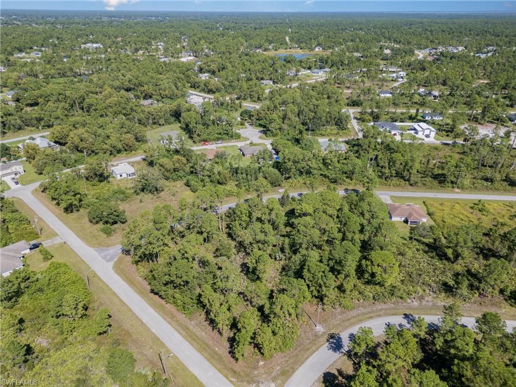 1030 Bells ST E, LEHIGH ACRES, FL 33974 — photo 4