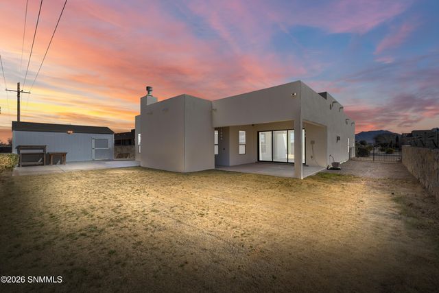 6059 Atlas Street, Las Cruces, NM 88012