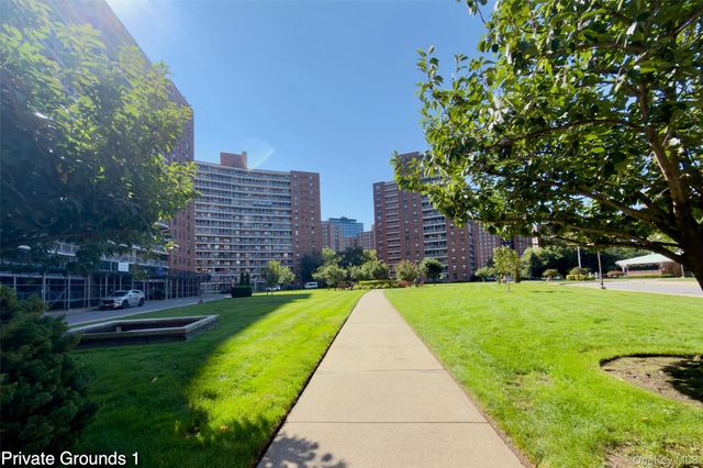 61-25 98th Street 7J, Rego Park, NY 11374