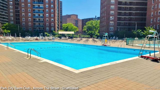 61-25 98th Street 7J, Rego Park, NY 11374