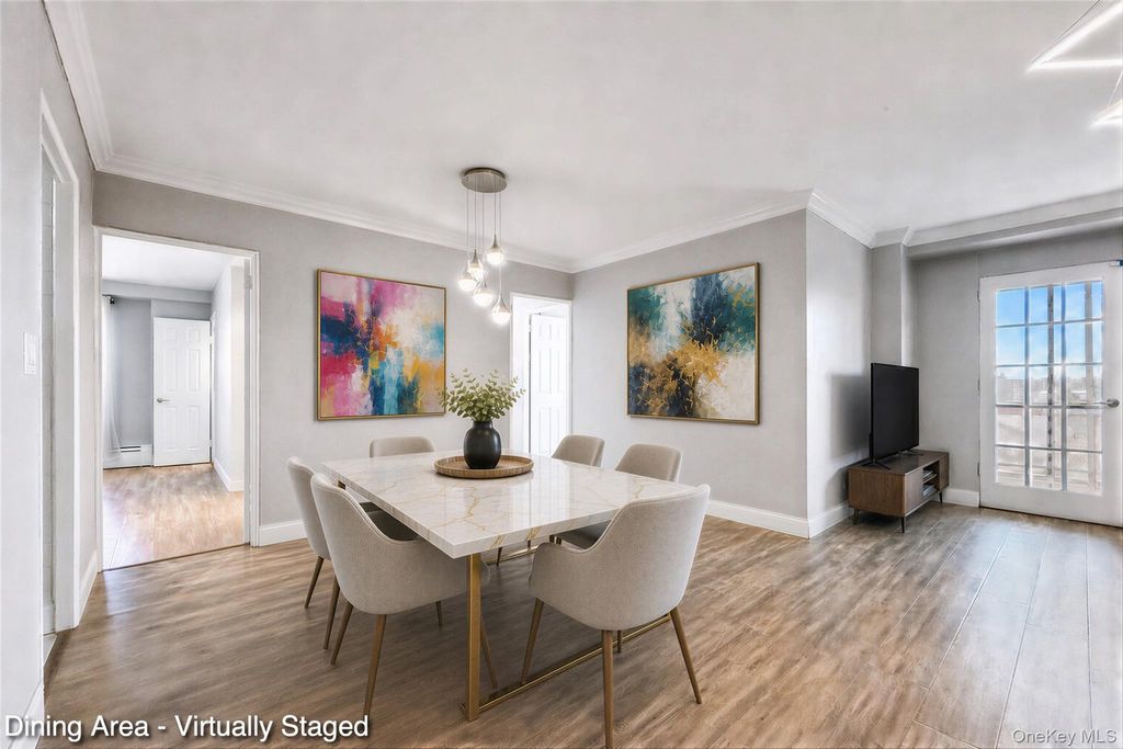 61-25 98th Street 7J, Rego Park, NY 11374 — photo 2