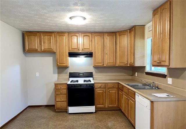 977 Leeward Lane, Jonesboro, GA 30238