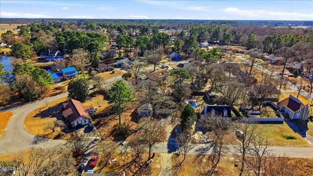 111 Lakehurst Drive, Dudley, NC 28333