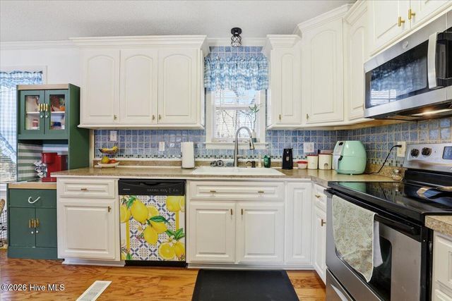 111 Lakehurst Drive, Dudley, NC 28333