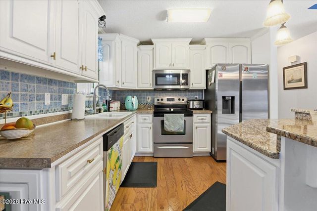 111 Lakehurst Drive, Dudley, NC 28333