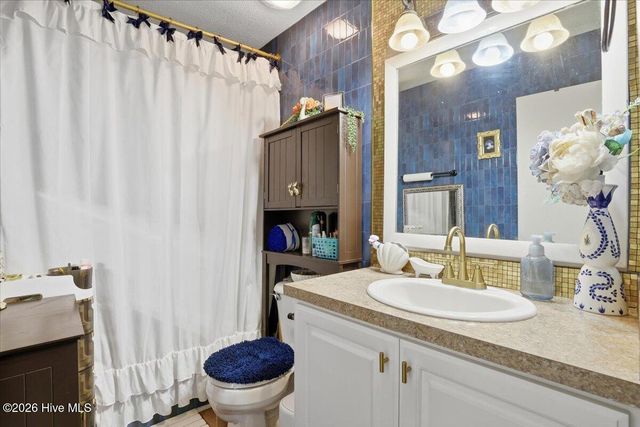 111 Lakehurst Drive, Dudley, NC 28333