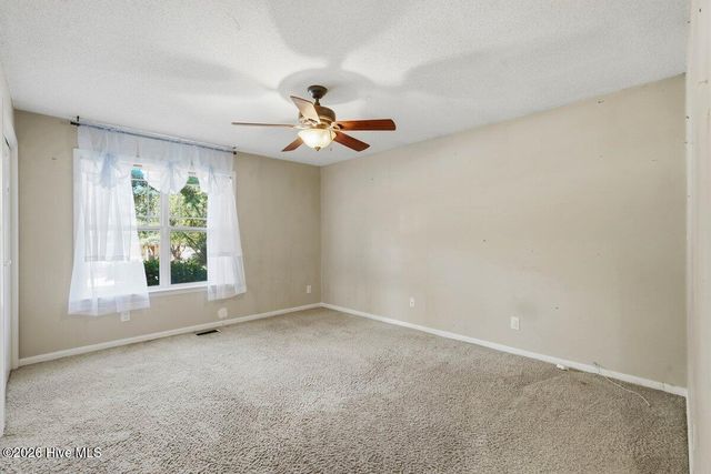 111 Lakehurst Drive, Dudley, NC 28333