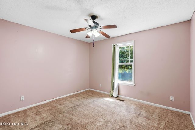 111 Lakehurst Drive, Dudley, NC 28333