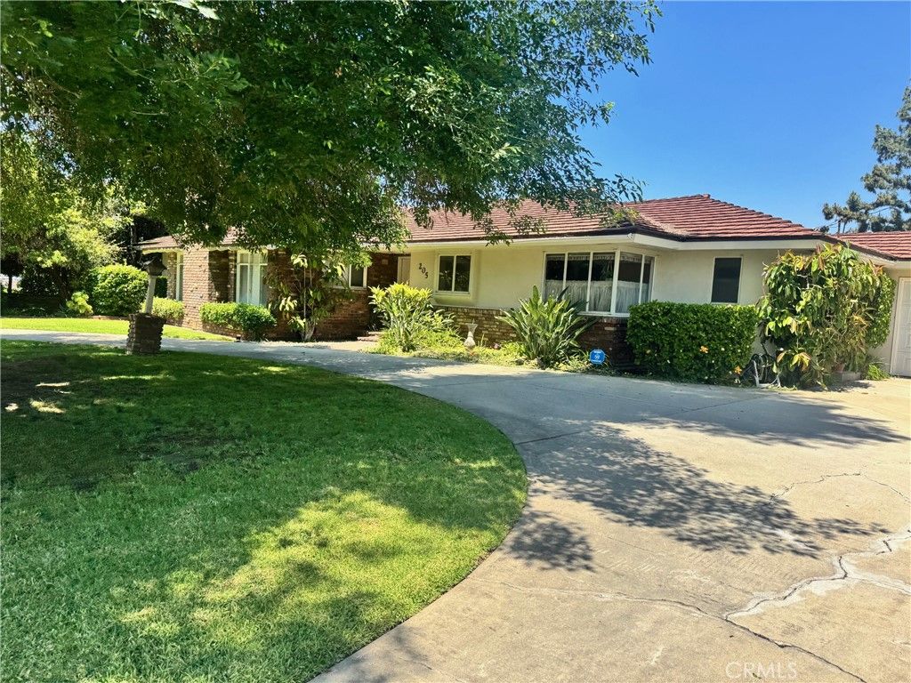 205 W Longden, Arcadia, CA 91007