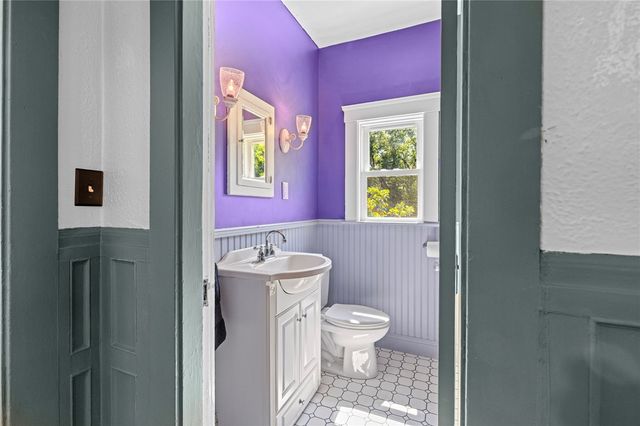 544 Harris Avenue, Woonsocket, RI 02895