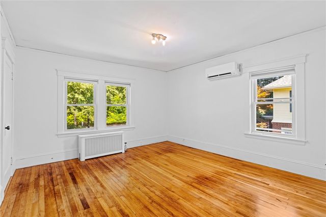 544 Harris Avenue, Woonsocket, RI 02895
