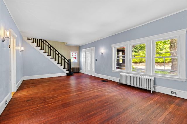 544 Harris Avenue, Woonsocket, RI 02895