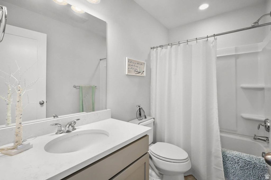 Image 30 of property listing at 5168 W SHADY PARK LN, Herriman, UT 84096