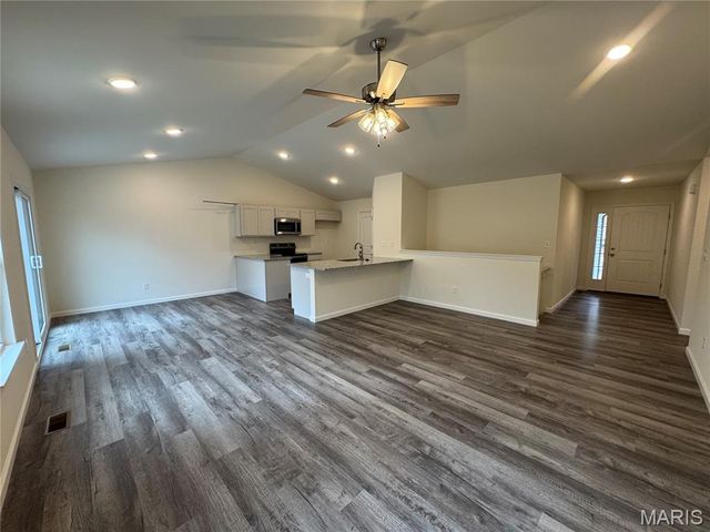 10486 Ponderosa Drive, Foristell, MO 63348