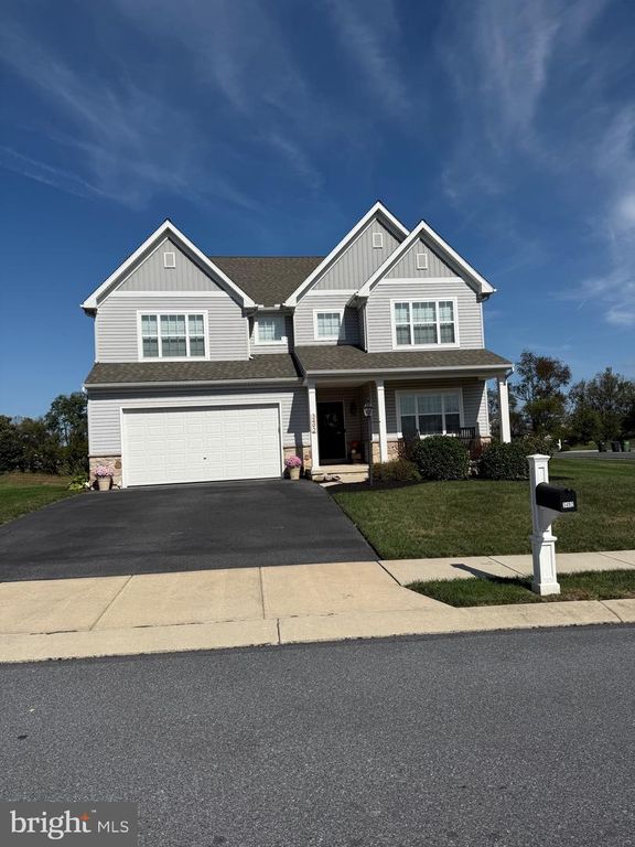 3492 E SORREL ST, York, PA 17404