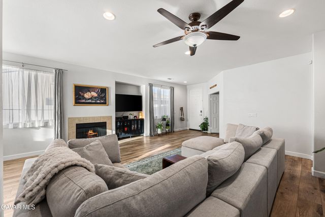 1332 Cellini Court, Tehachapi, CA 93561