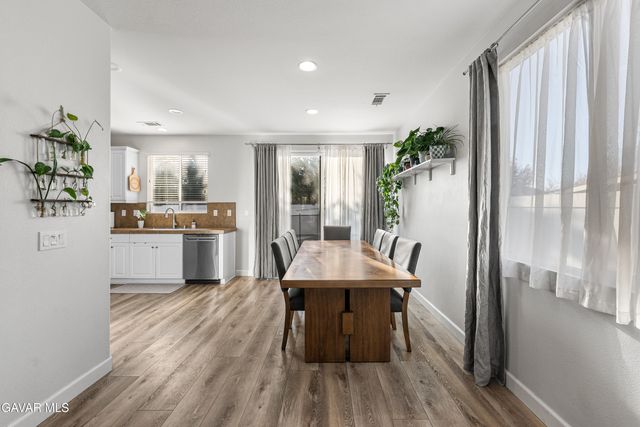 1332 Cellini Court, Tehachapi, CA 93561