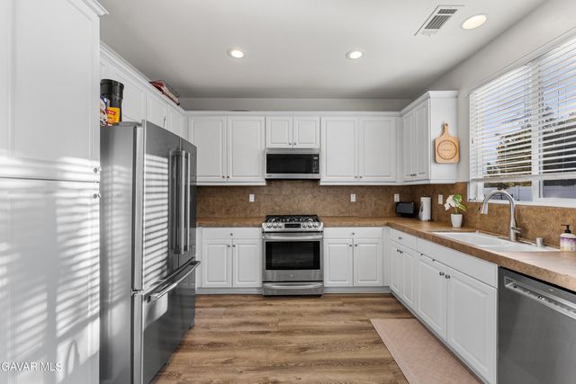 1332 Cellini Court, Tehachapi, CA 93561