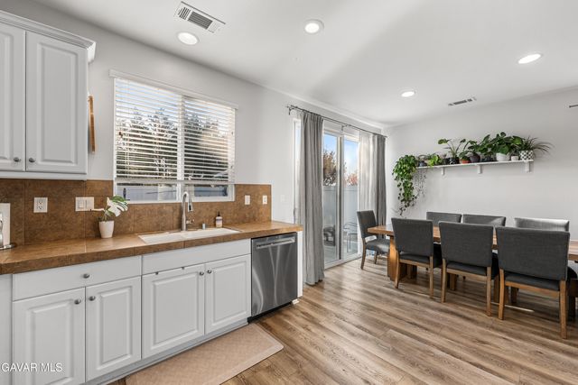 1332 Cellini Court, Tehachapi, CA 93561