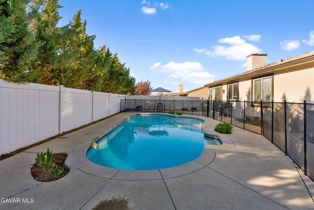 1332 Cellini Court, Tehachapi, CA 93561