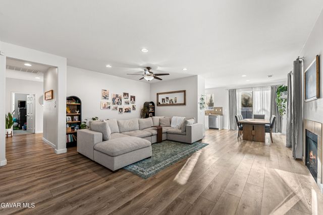 1332 Cellini Court, Tehachapi, CA 93561