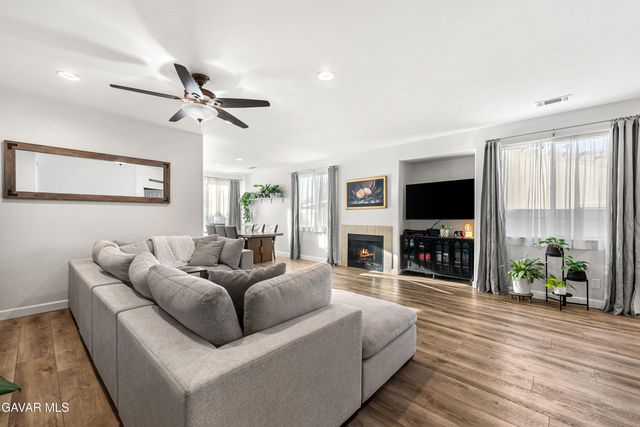 1332 Cellini Court, Tehachapi, CA 93561