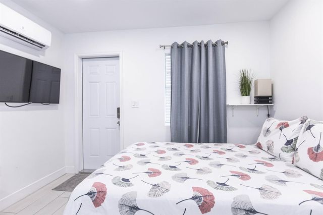 1826 Jefferson Street, Hollywood, FL 33020