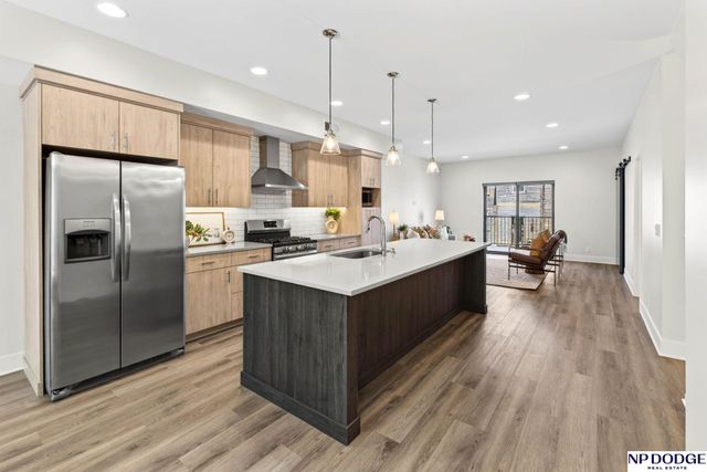 1011 Park Avenue, Omaha, NE 68105