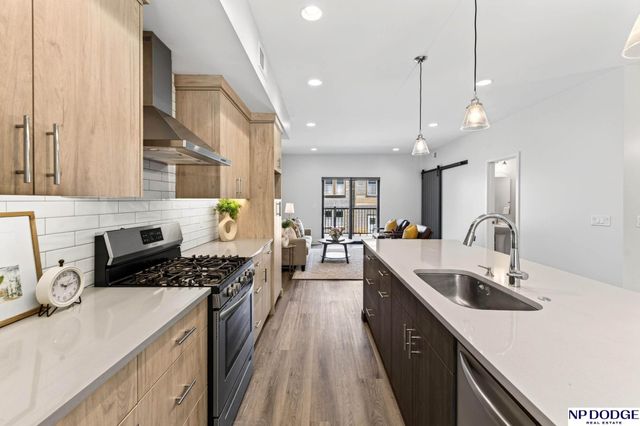 1011 Park Avenue, Omaha, NE 68105