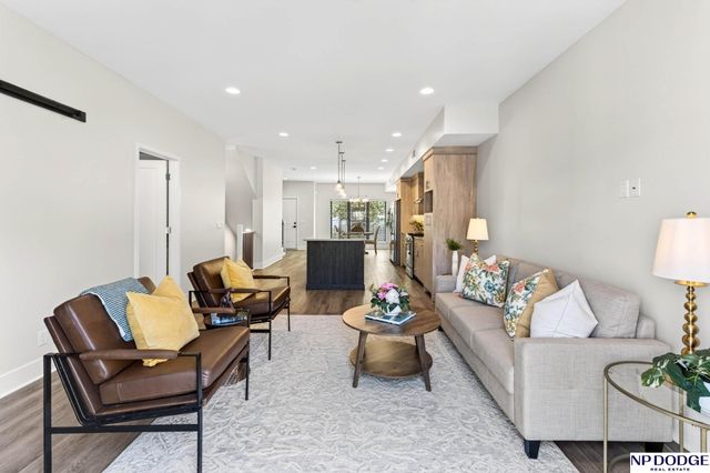 1011 Park Avenue, Omaha, NE 68105