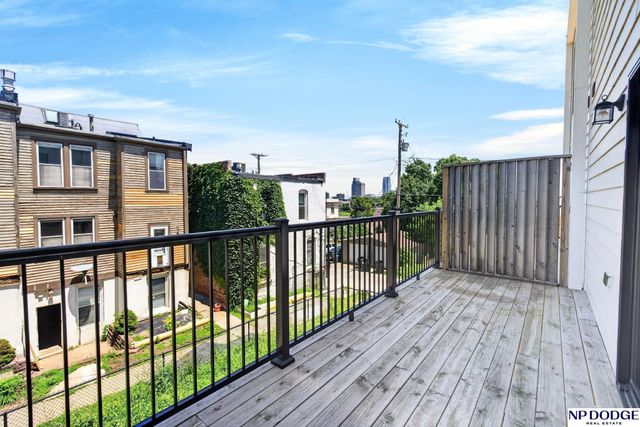 1011 Park Avenue, Omaha, NE 68105
