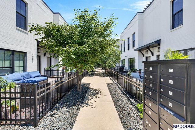 1011 Park Avenue, Omaha, NE 68105