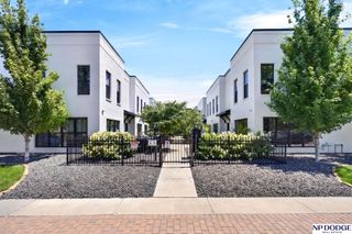 1011 Park Avenue, Omaha, NE 68105