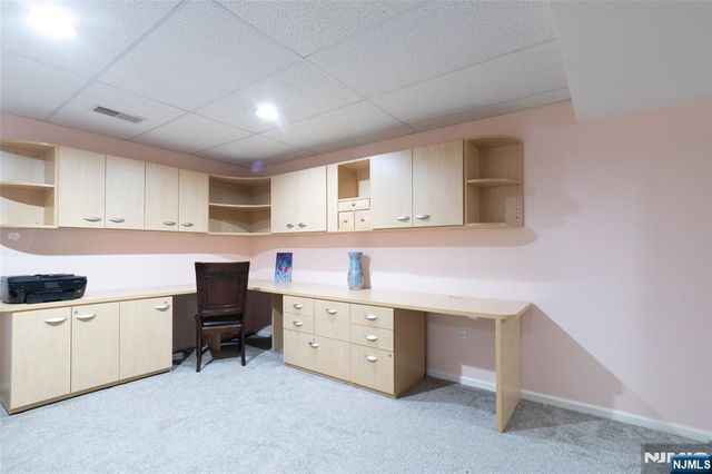 97 Winged Foot Drive 101, Livingston, NJ 07039