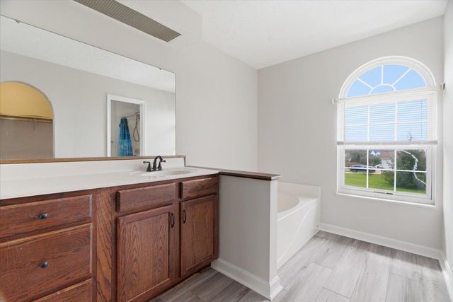 1409 Lexington DRIVE, Cecil, PA 15055