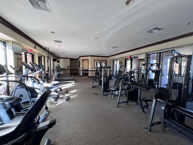 2812 GRANDE Parkway 301, Palm Beach Gardens, FL 33410