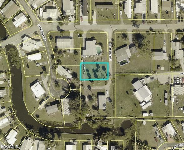 101 Imperial ST, North Fort Myers, FL 33917