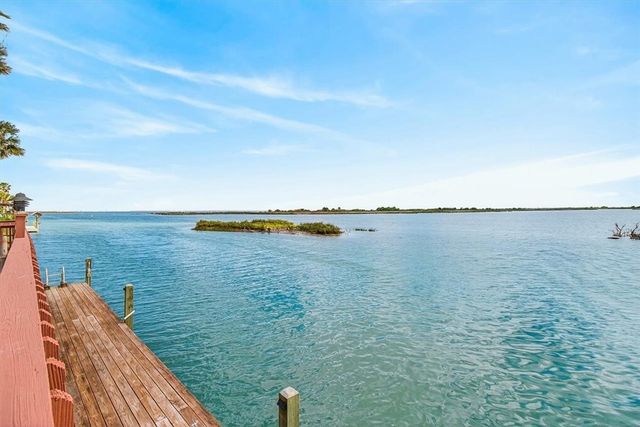 144 Sea Mist Dr, Aransas Pass, TX 78336
