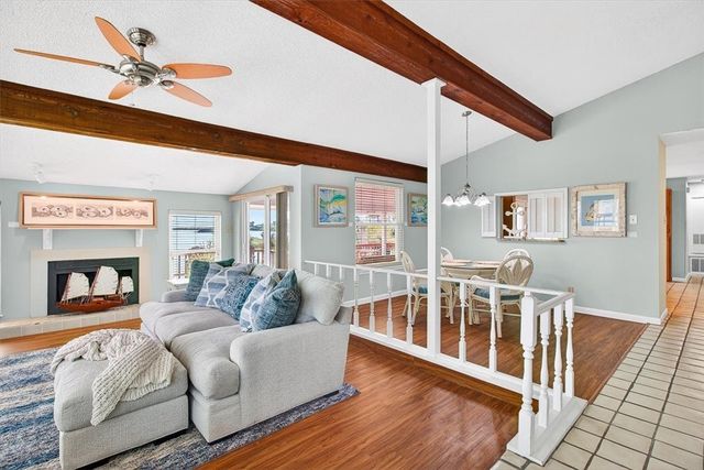 144 Sea Mist Dr, Aransas Pass, TX 78336