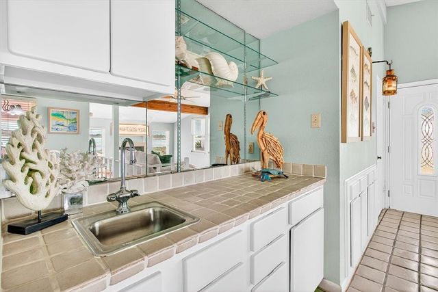144 Sea Mist Dr, Aransas Pass, TX 78336