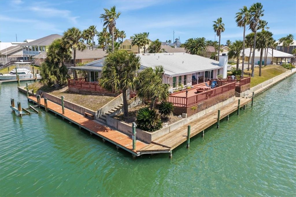 144 Sea Mist Dr, Aransas Pass, TX 78336