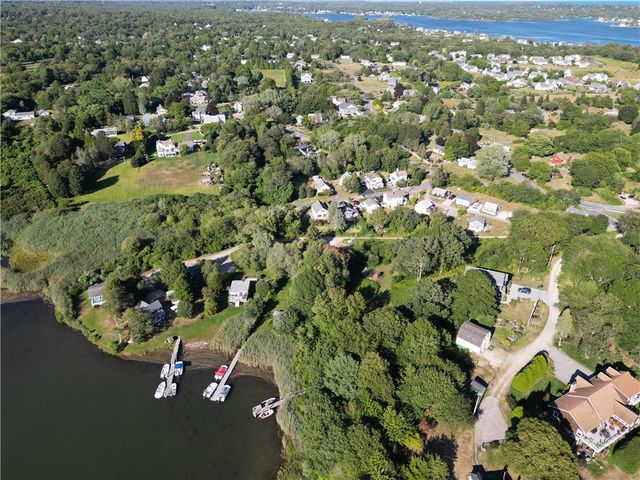 17 West Side Road, South Kingstown, RI 02879
