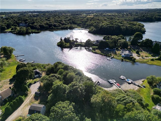 17 West Side Road, South Kingstown, RI 02879