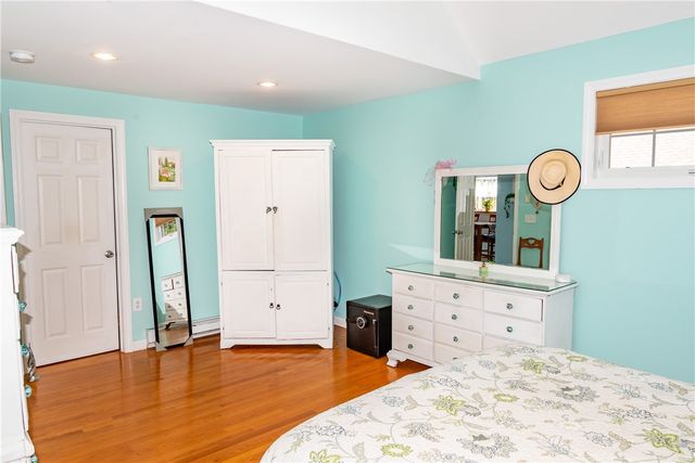 17 West Side Road, South Kingstown, RI 02879