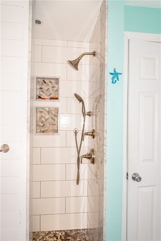 17 West Side Road, South Kingstown, RI 02879