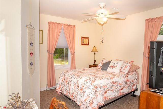 17 West Side Road, South Kingstown, RI 02879