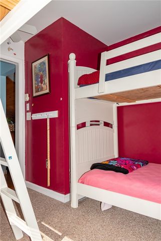 17 West Side Road, South Kingstown, RI 02879