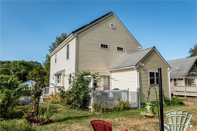 17 West Side Road, South Kingstown, RI 02879
